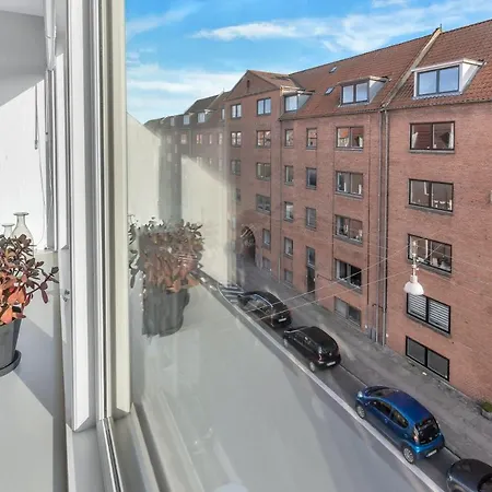 Plads Til 4 Personer - 5 Minutter Fra Friluftsbadet Apartment